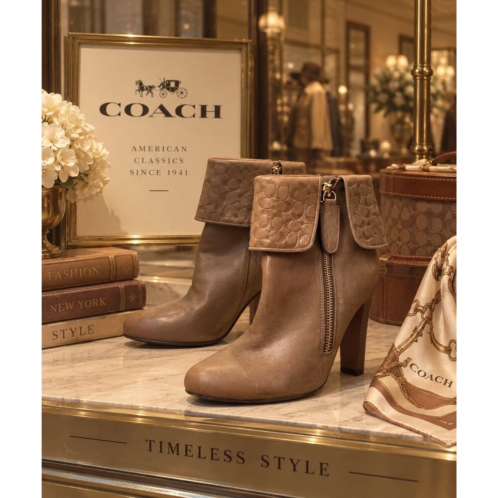 Coach Mackenna Beige Leather Slim Heel Ankle Bootie Boot Round Toe Side Zip 6B